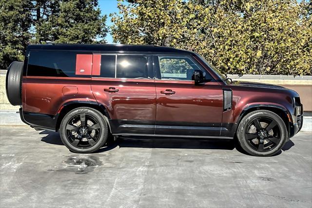 2023 land rover defender 130 x-dynamic se