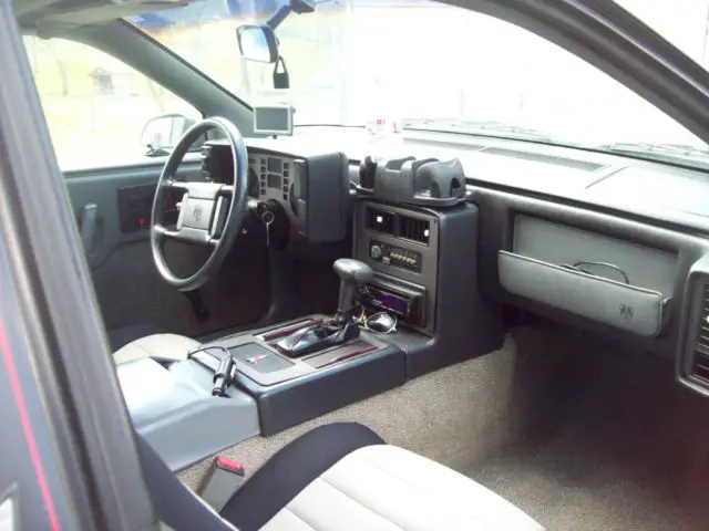 1987 pontiac fiero se coupe 2-door 2.5l