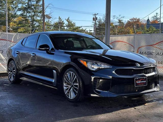 2019 kia stinger sedan 4d