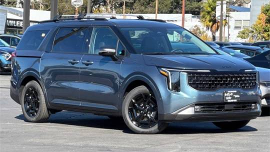 2025 Kia Carnival