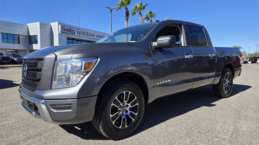 2021 nissan titan sv