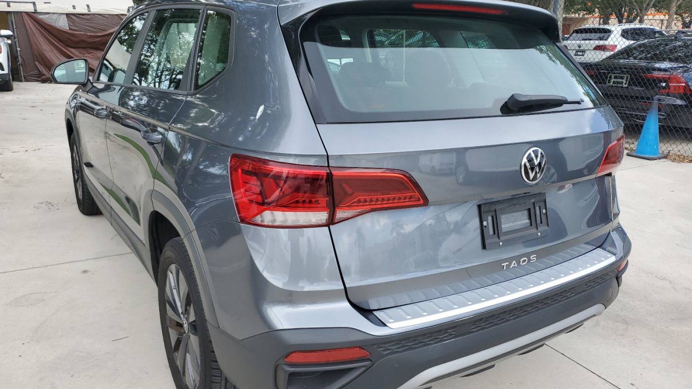 2022 volkswagen taos s