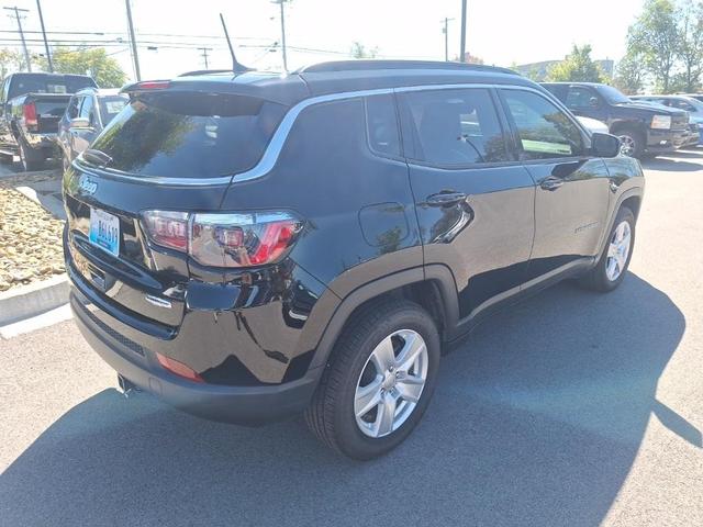 2022 jeep compass latitude