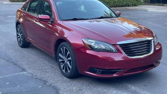 2013 Chrysler 200