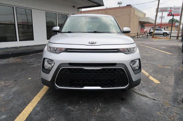 2020 kia soul lx