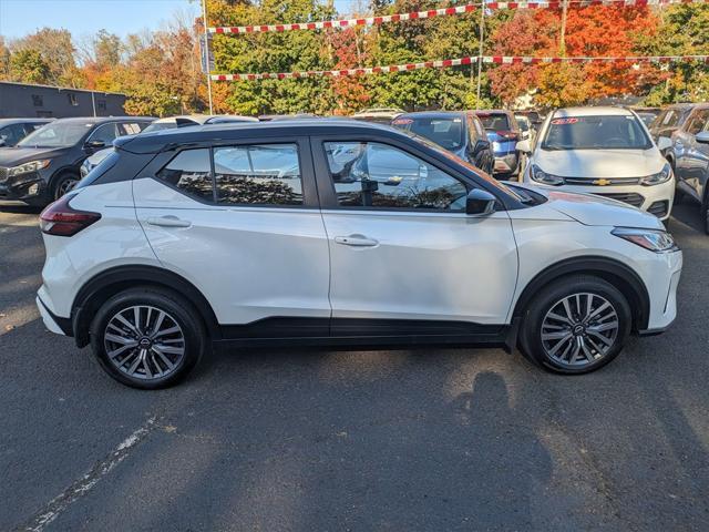 2023 nissan kicks sv