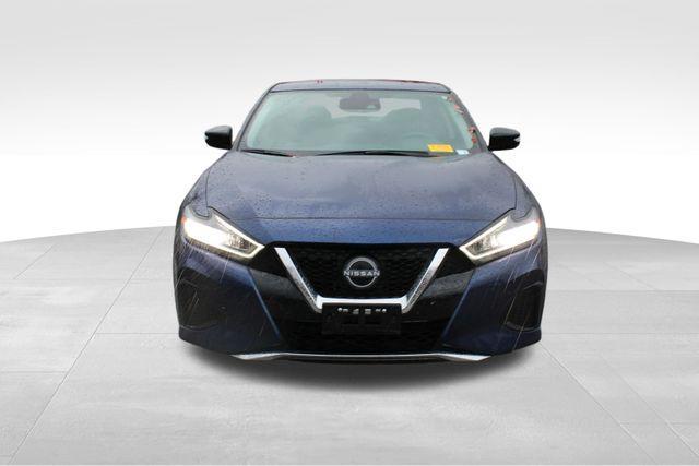 2023 nissan maxima sv