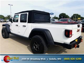 2022 Jeep Gladiator mojave