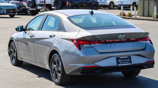 2022 Hyundai Elantra