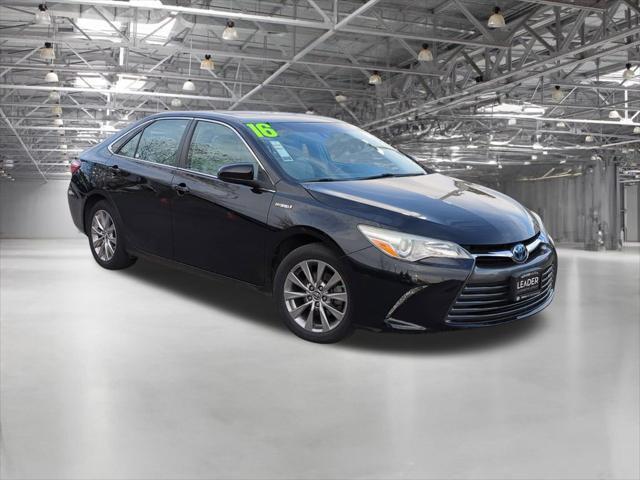 2016 toyota camry hybrid xle
