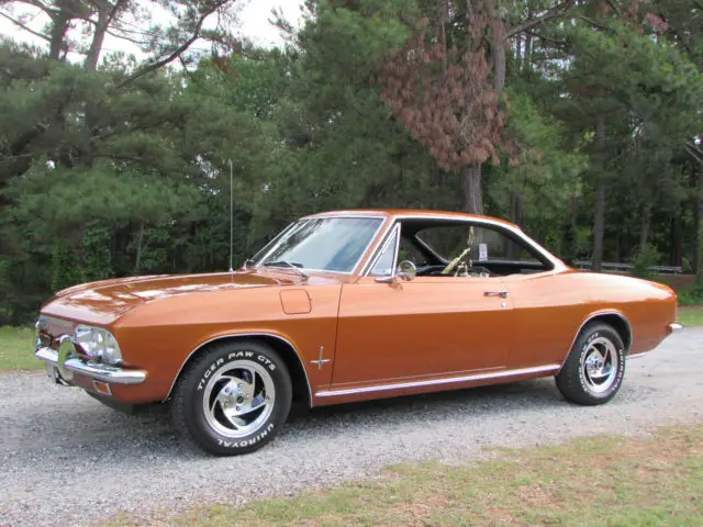 absolutely stunning 1967 corvair monza coupe with a/c