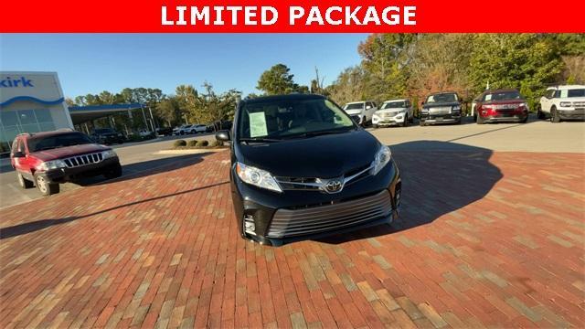 2020 toyota sienna limited