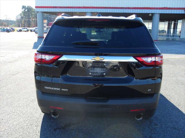 2020 chevrolet traverse lt leather