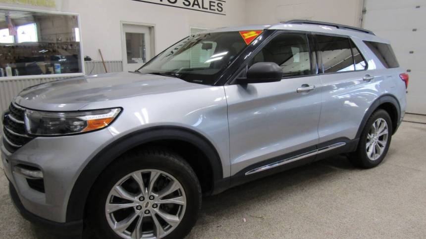 2021 ford explorer xlt
