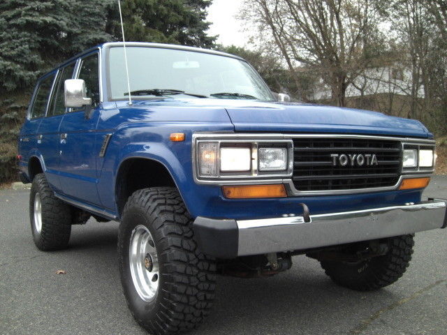 1989 fj 62 toyota land cruiser,automatic,air,4x4,excellent- rust free