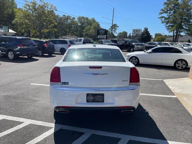 2019 chrysler 300 limited