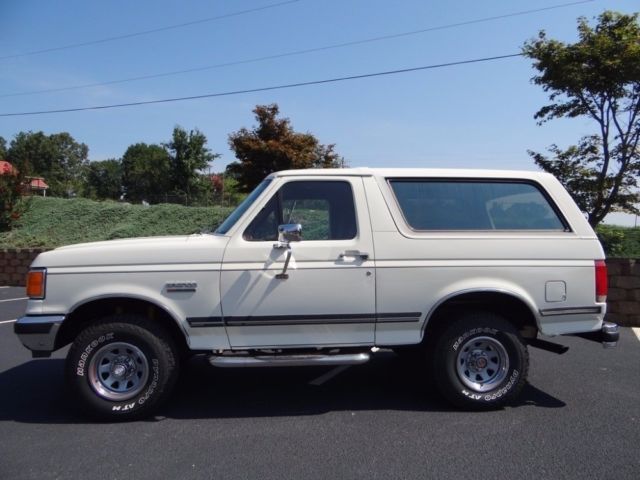 1987 ford bronco -xlt- 4x4- 302ci /automatic-low miles from north carolina