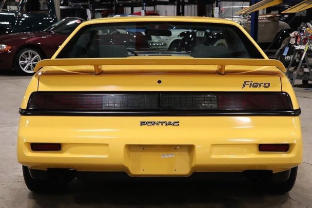 1988 pontiac fiero 2640 miles talbot yellow coupe 2.8l v6 automatic