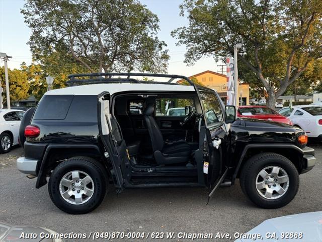 2008 toyota fj cruiser base