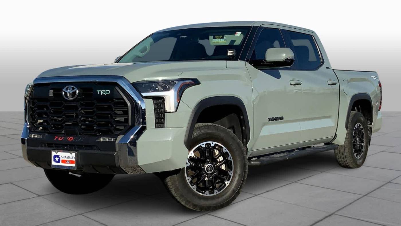 2022 toyota tundra sr5
