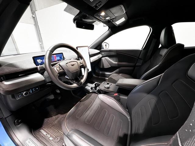 2022 ford mustang mach-e gt