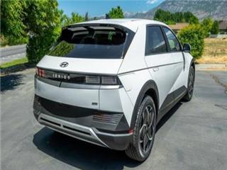 2024 Hyundai IONIQ 5 se