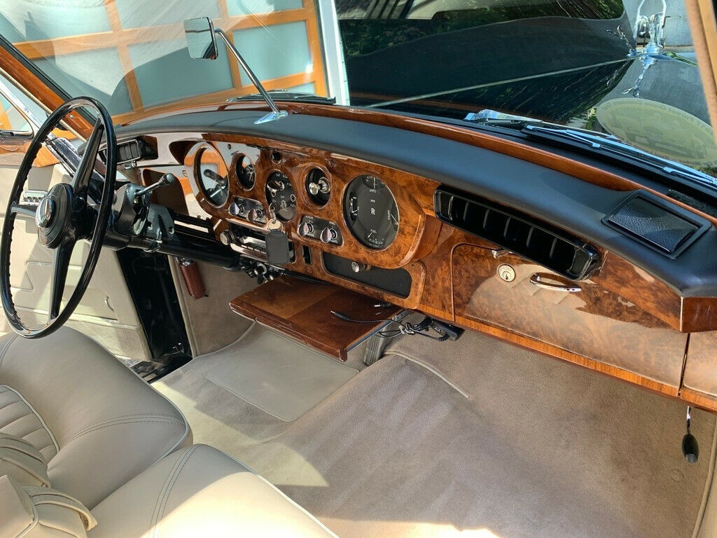 1965 rolls-royce silver cloud iii 72,693 miles 380 ci multiple award winner