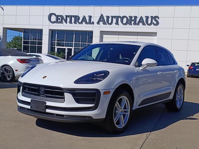 2024 porsche macan base