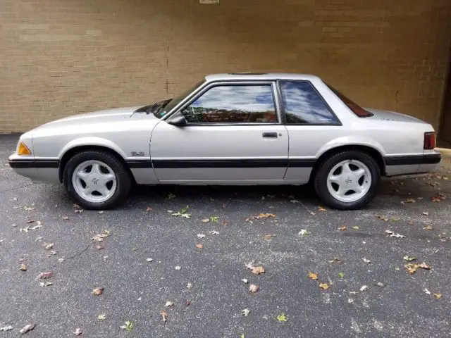 1991 mustang 5.0 lx 5 speed