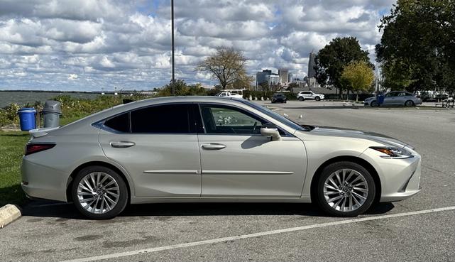 2023 lexus es 350 ultra luxury