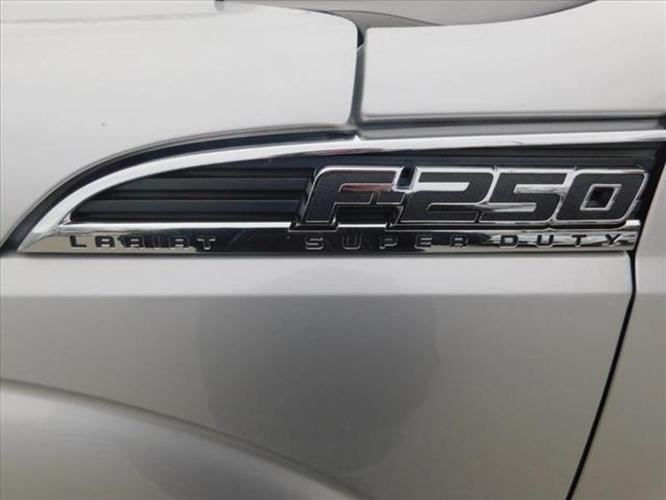 2014 ford f-250 super duty lariat 4x4 lariat 4dr crew cab 6.8 ft. sb pickup for sale in brattleboro, vermont
