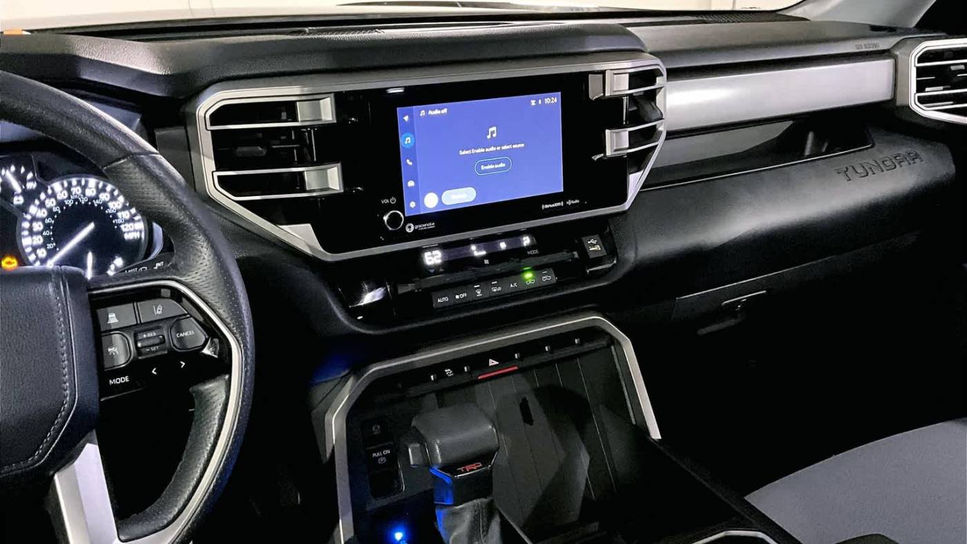 2022 toyota tundra sr5