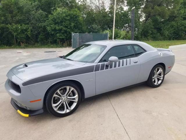 2022 dodge challenger r/t