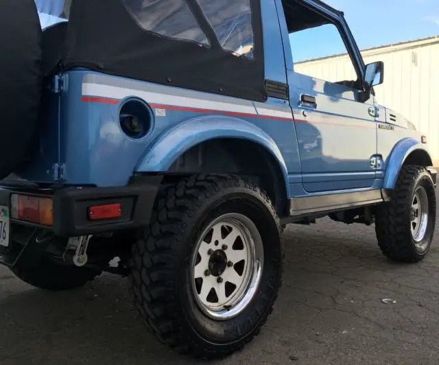 mint condition ( suzuki samurai 4x4 ) -cold a/c - 100% rust free