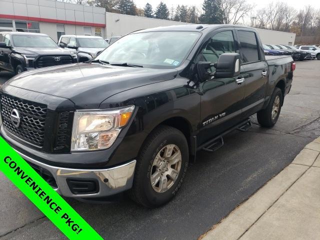 2019 nissan titan sv