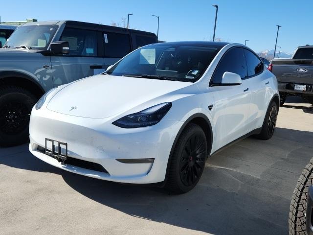 2023 tesla model y long range