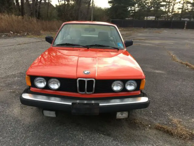 1982 bmw 320i 5 speed hennarot, rebuilt engine weber carb lowered suspension bbs