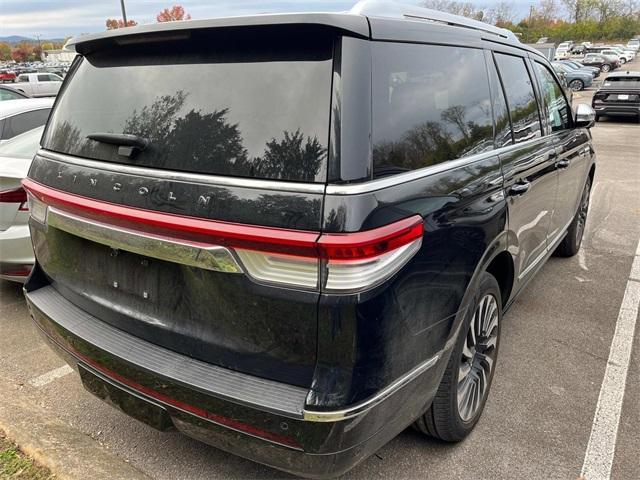2022 lincoln navigator black label