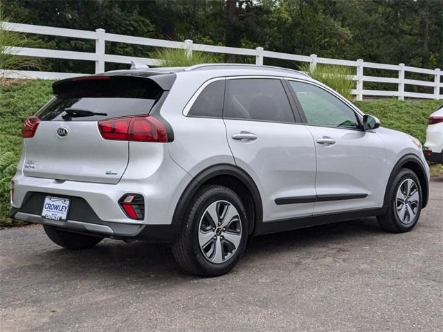 2021 kia niro lx