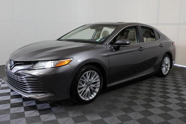 2018 toyota camry hybrid in lake city, florida