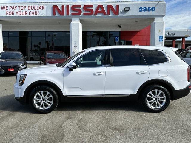2022 kia telluride lx