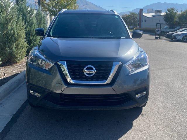 2019 nissan kicks sr