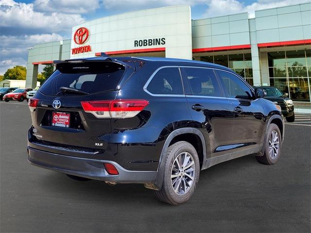 2019 toyota highlander xle
