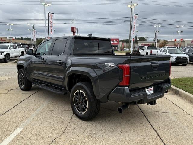 2024 toyota tacoma trd sport