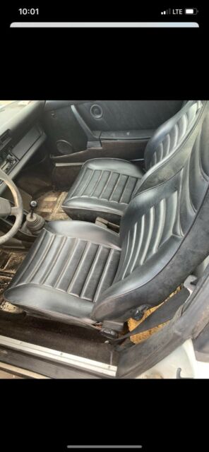 porsche 911 1982 targa, solid car,surface corrosion,could be 1st paint,97k miles