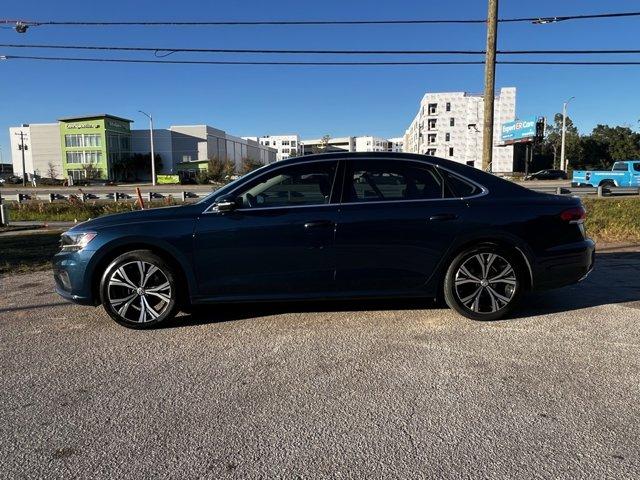 2022 volkswagen passat 2.0t se