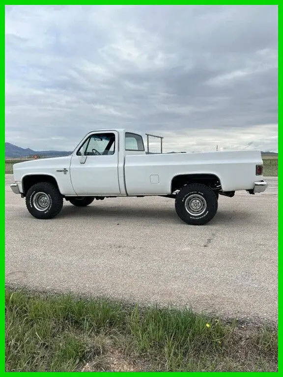 1985 gmc 5l v8 16v pickup truck new engine only 500 miles