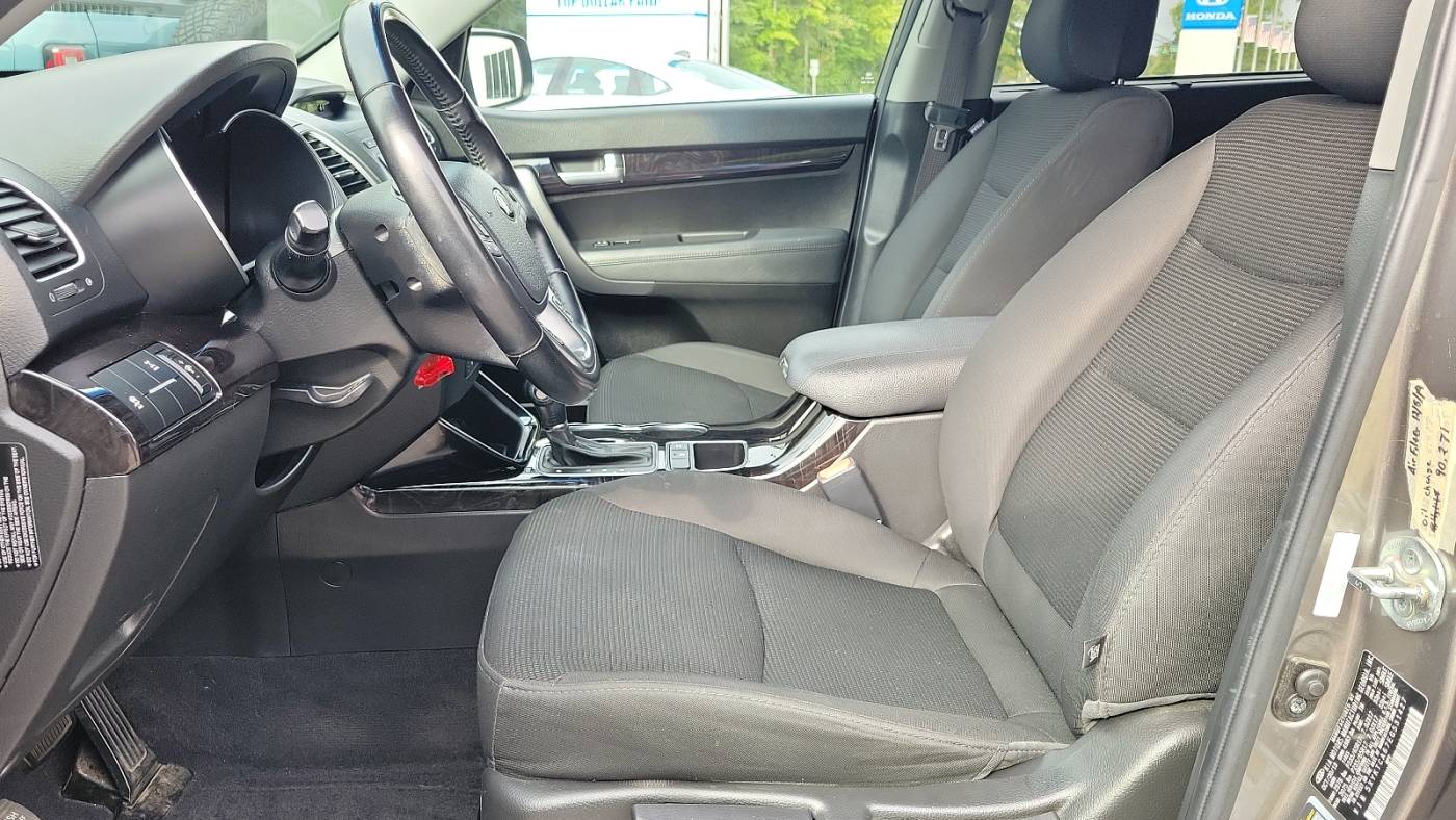 2014 kia sorento lx