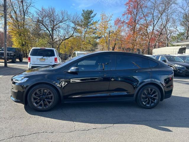 2023 tesla model x standard range
