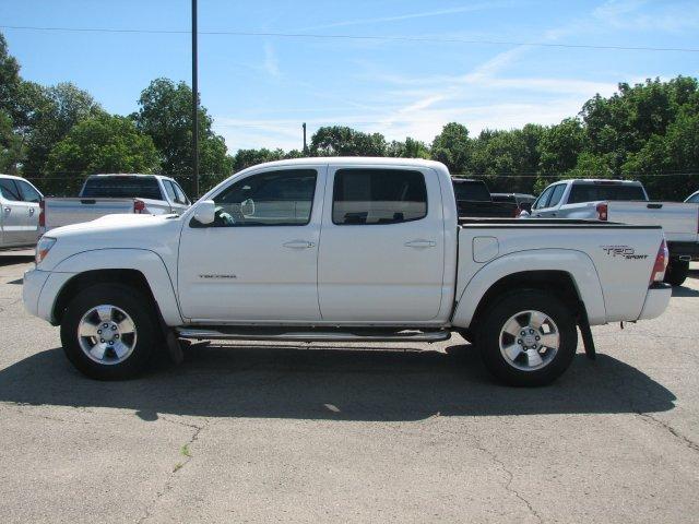 used 2010 toyota tacoma 2wd double cab prerunner frontenac, ks 66763 for sale in pittsburg, kansas